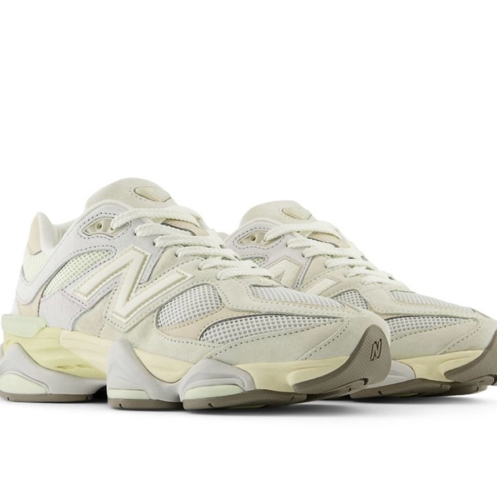 New Balance Women's Off-White Sneakers